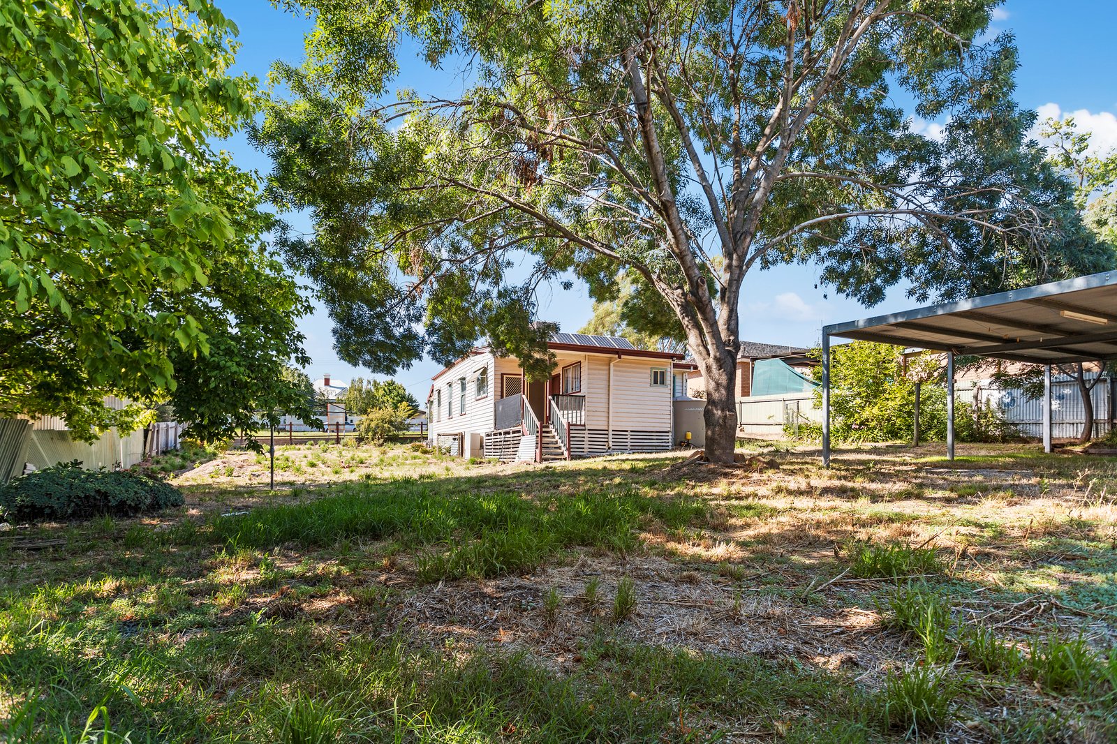 26 Webster Street IRONBARK 14