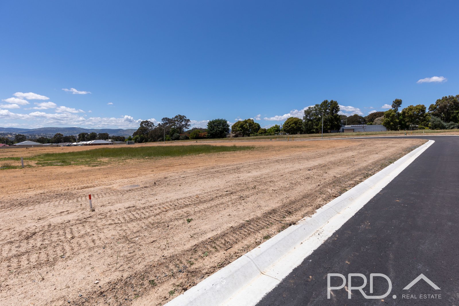 26 Weeden Place TUMUT 3