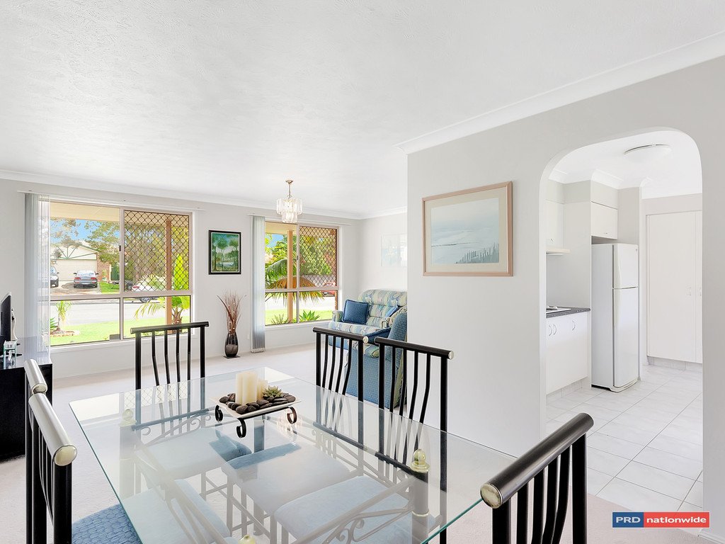 26 Whipbird Court BURLEIGH WATERS 4