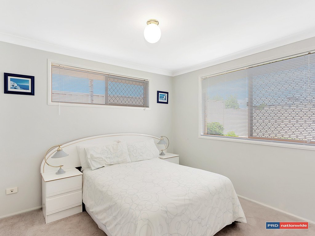 26 Whipbird Court BURLEIGH WATERS 9