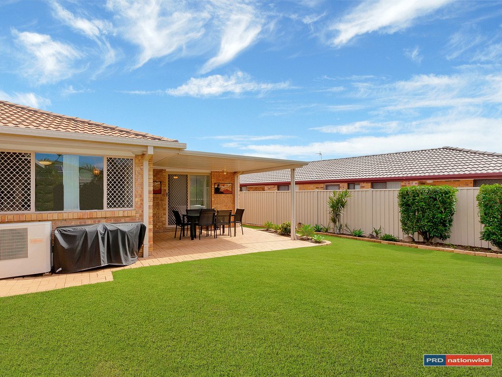 26 Whipbird Court BURLEIGH WATERS 14