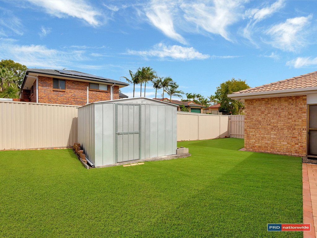 26 Whipbird Court BURLEIGH WATERS 16