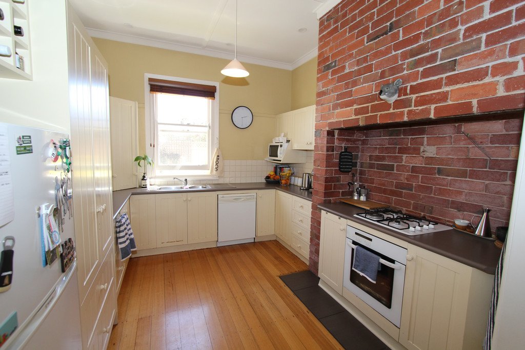26 Windermere Street South BALLARAT CENTRAL 10