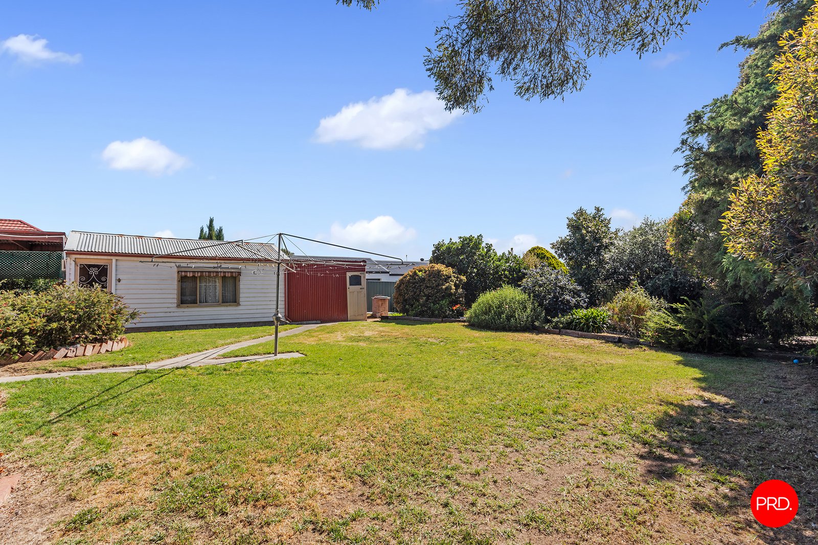 26 Wood Street LONG GULLY 16