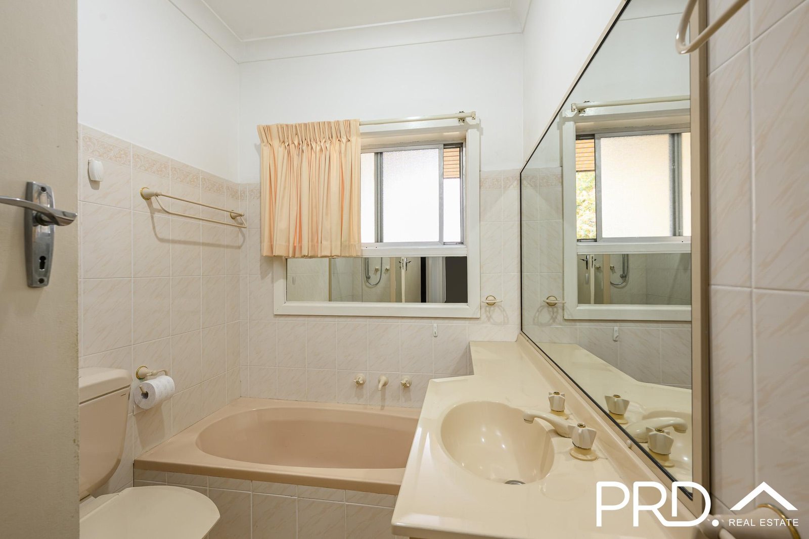 26 Woodburn Avenue PANANIA 6