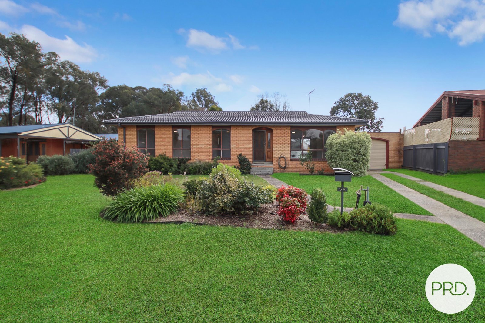 26 Yellow Gum Way THURGOONA 1