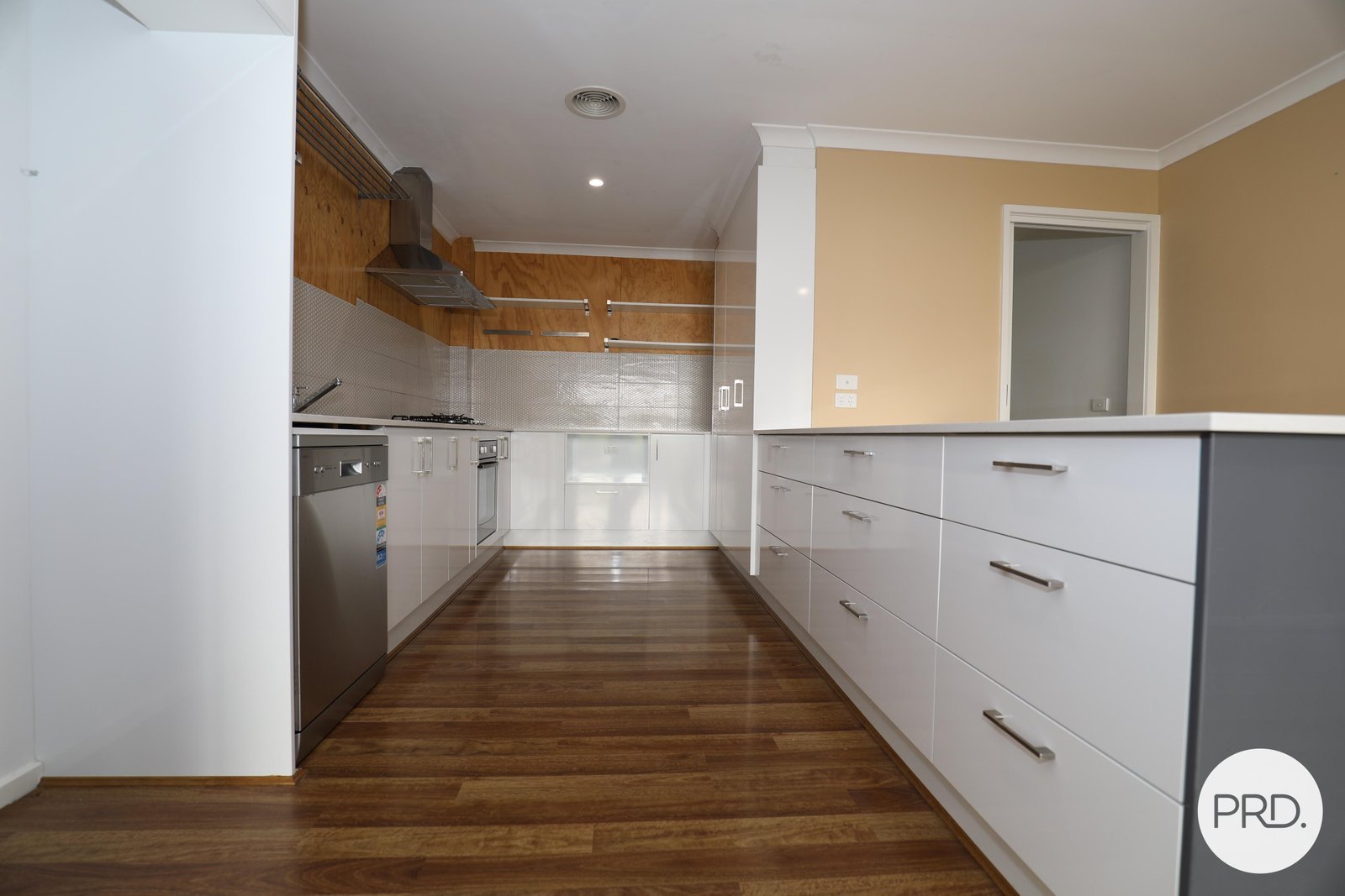 26 Zakharov Avenue FORDE 5
