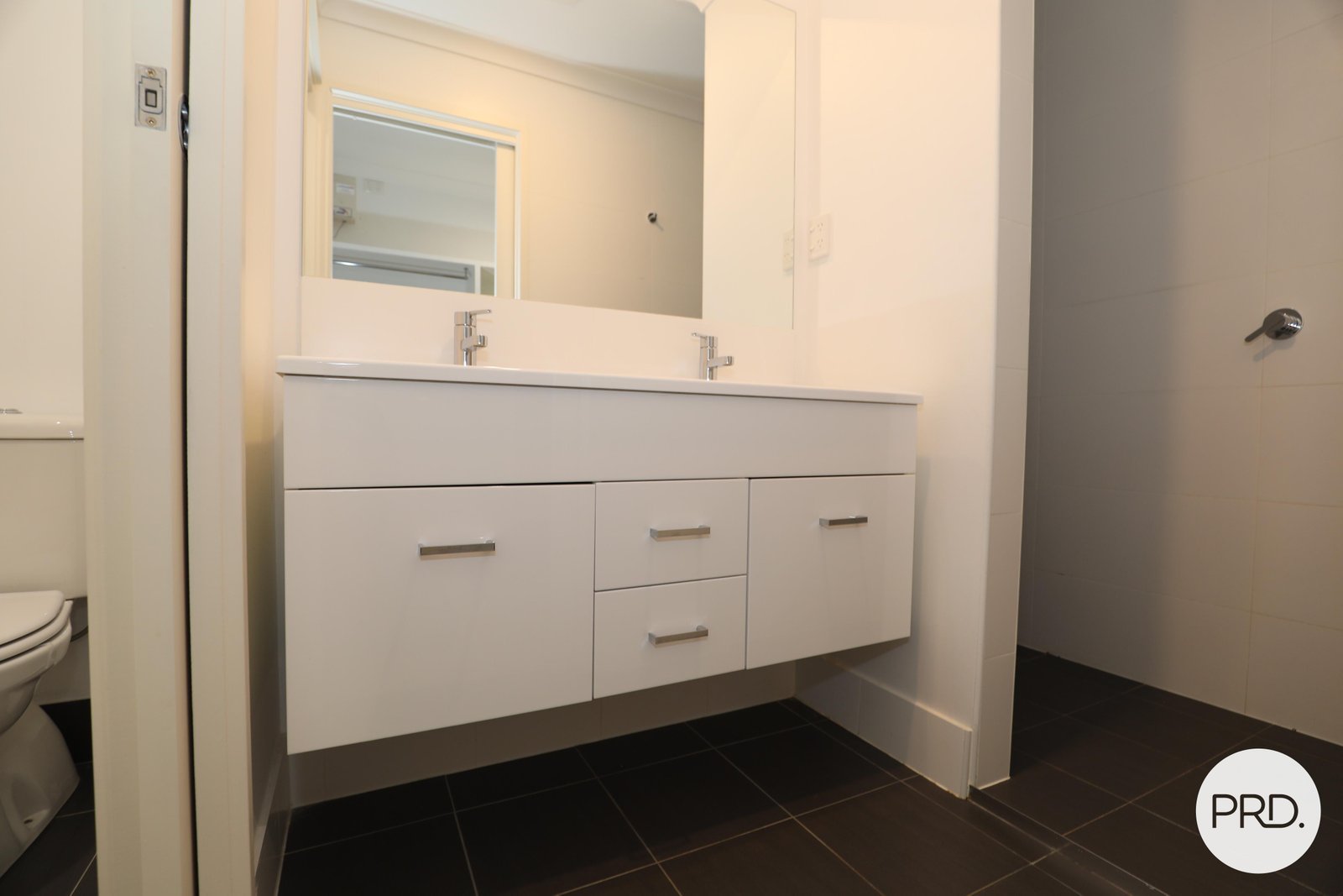 26 Zakharov Avenue FORDE 12