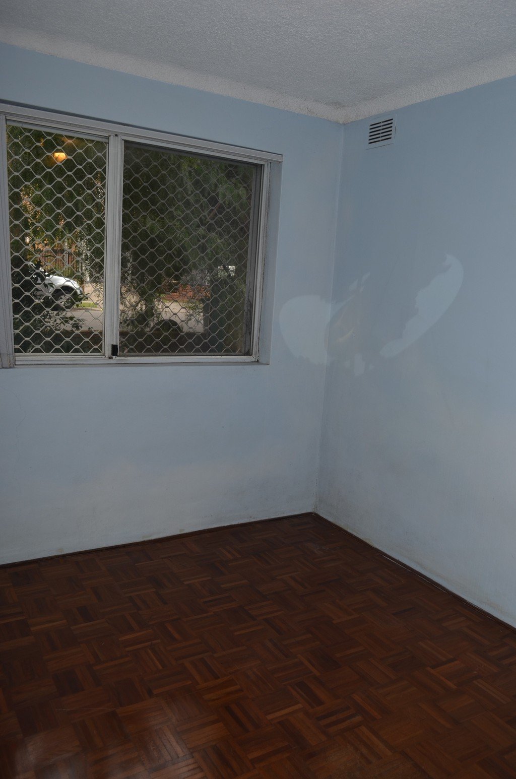 2/60-62 Speed Street LIVERPOOL 5