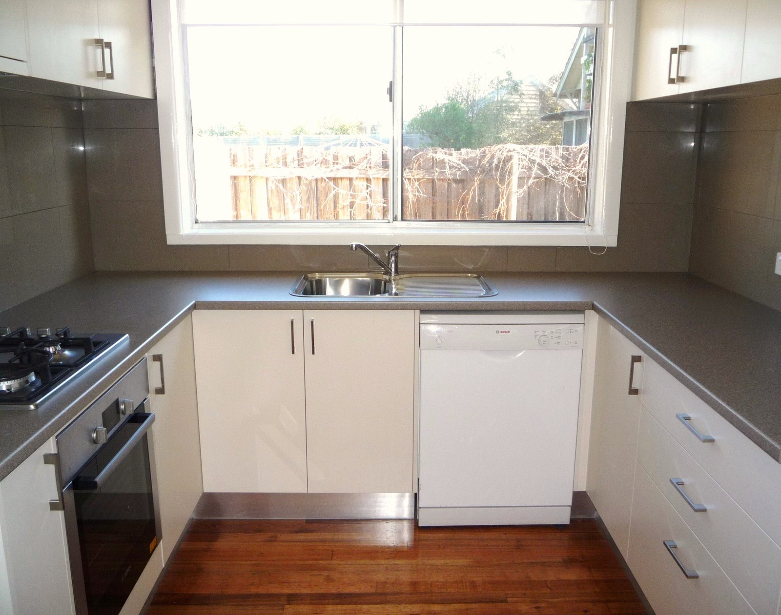 Gallery: 2/60 Bamfield Street