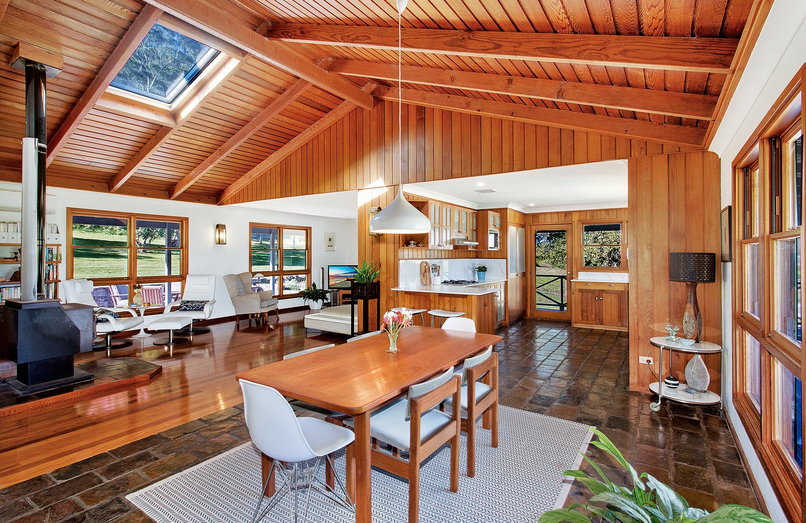 260 Isaacs Lane JOHNS RIVER 2