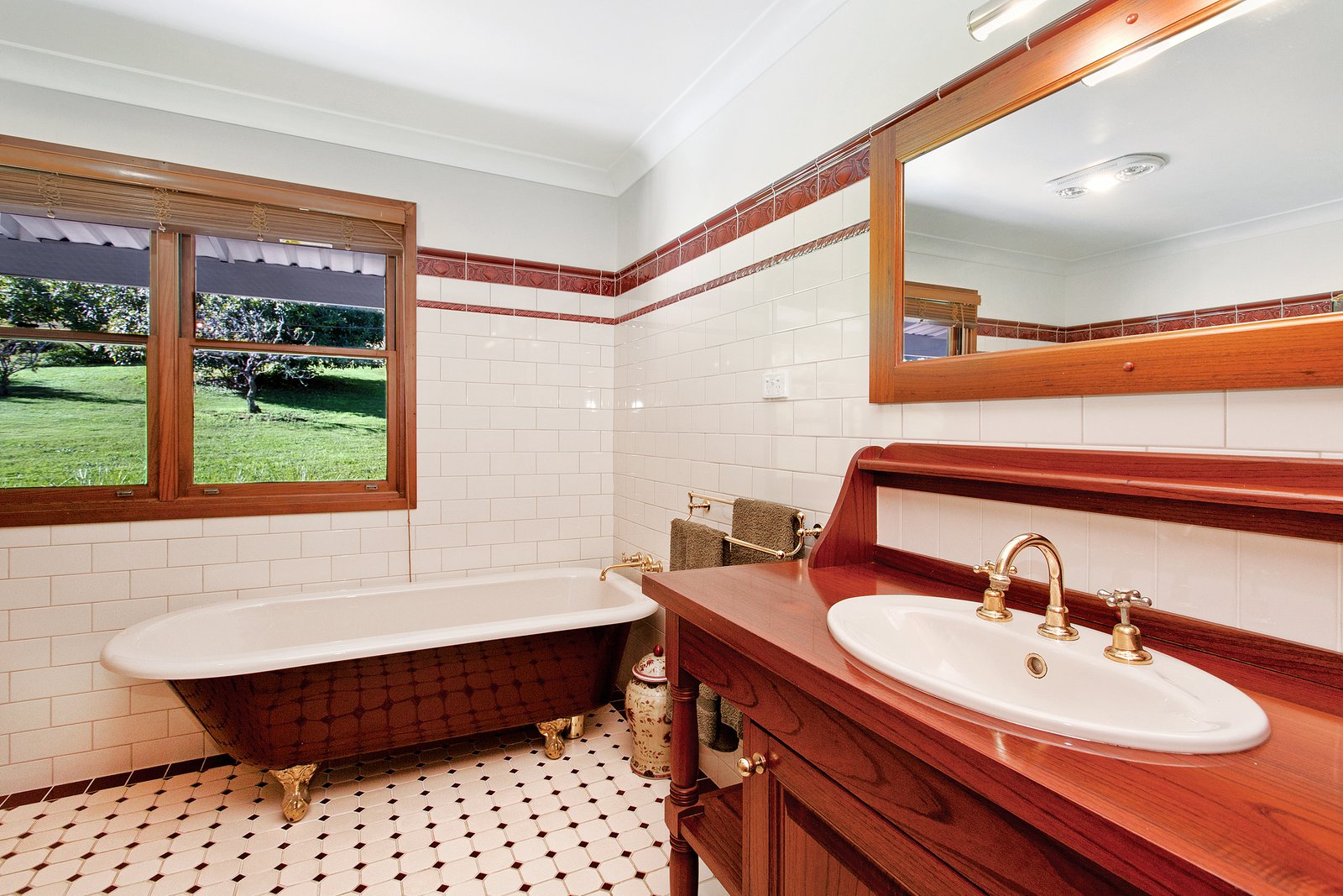 260 Isaacs Lane JOHNS RIVER 14