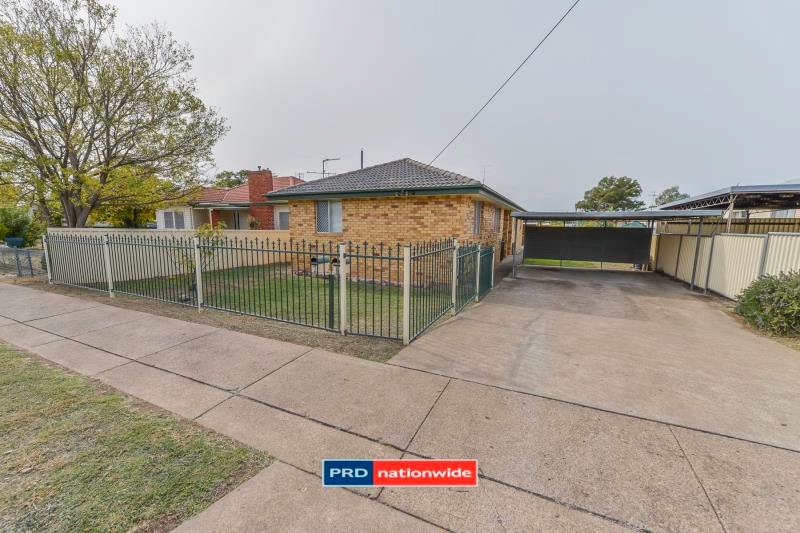 2/60 Kathleen Street TAMWORTH 1