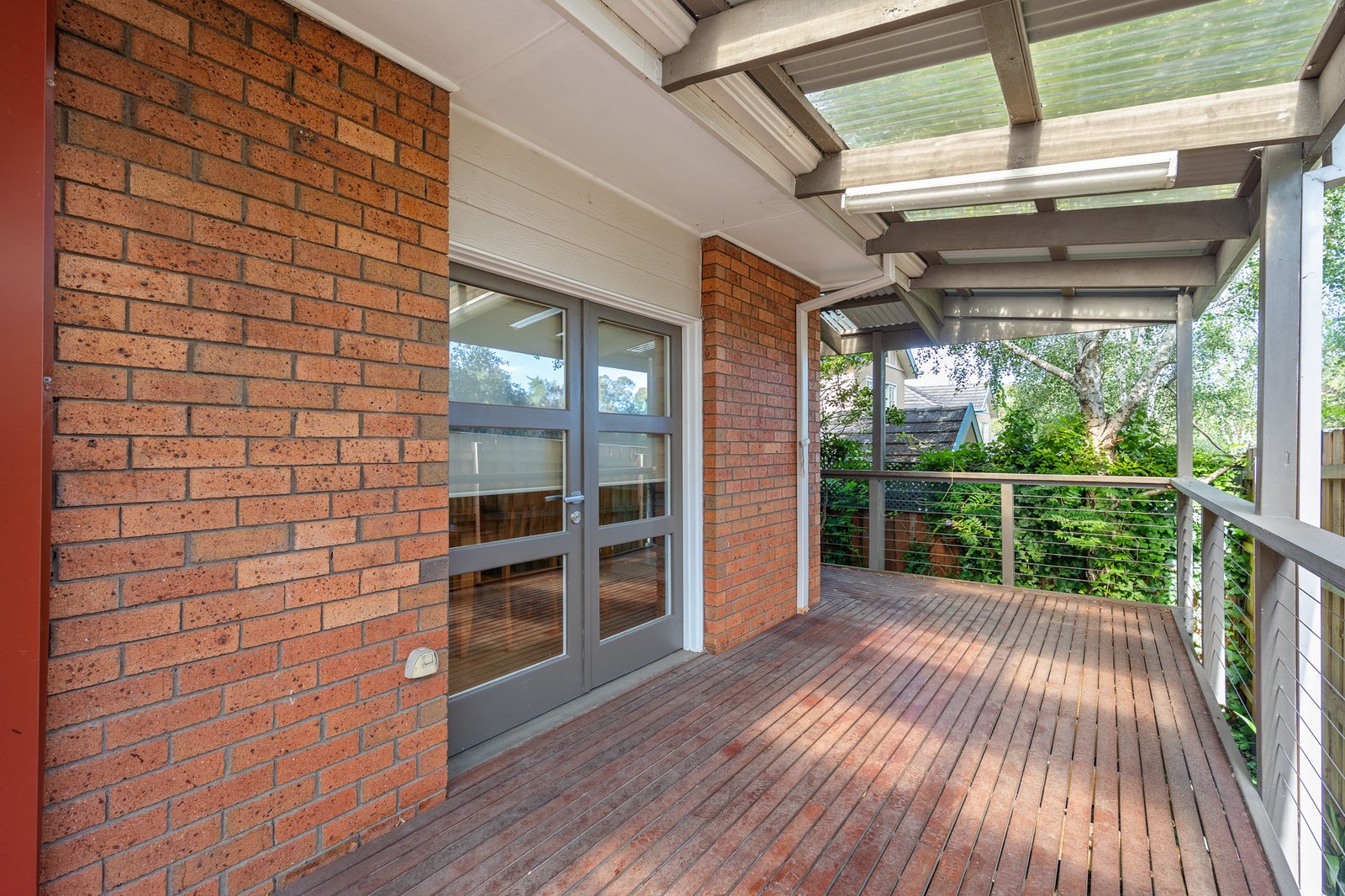 Real Estate and Property in 2/60 Locksley Road, Ivanhoe, VIC