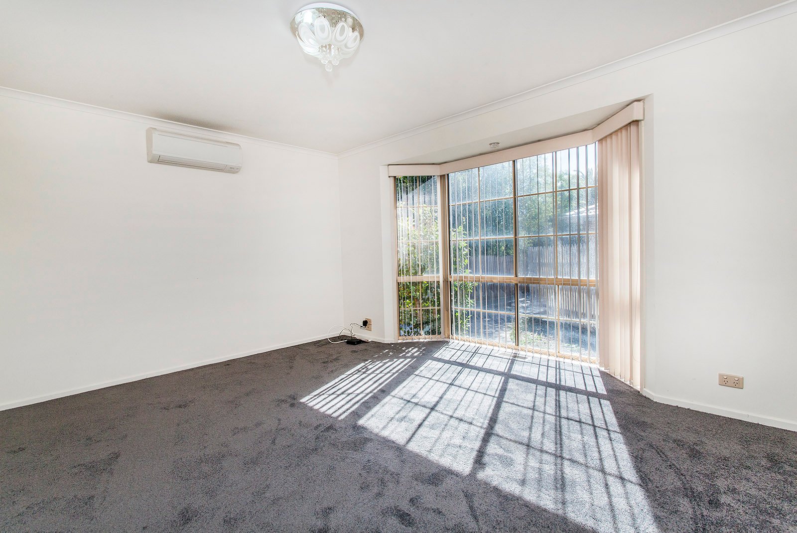 Real Estate and Property in 2/60 McCulloch Street, Nunawading, VIC