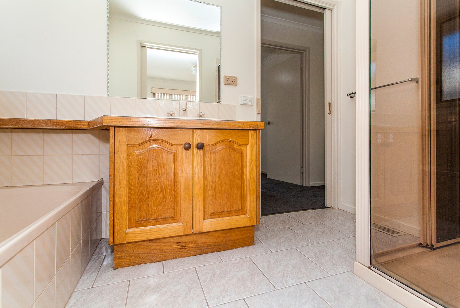 Real Estate and Property in 2/60 McCulloch Street, Nunawading, VIC