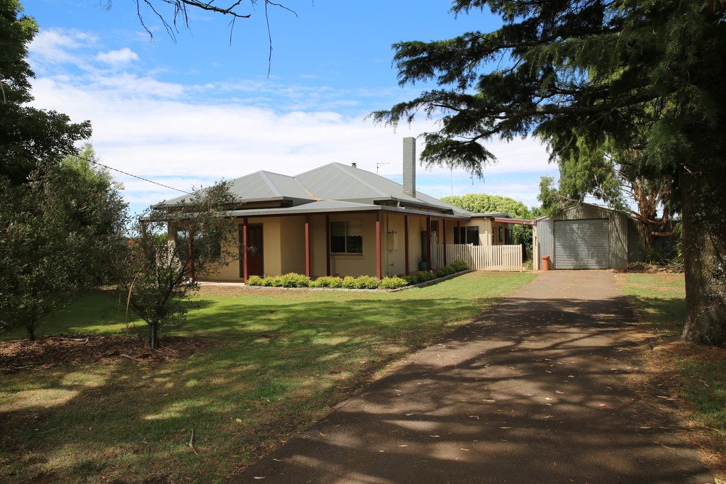 260 Powells Road CLARKES HILL 3