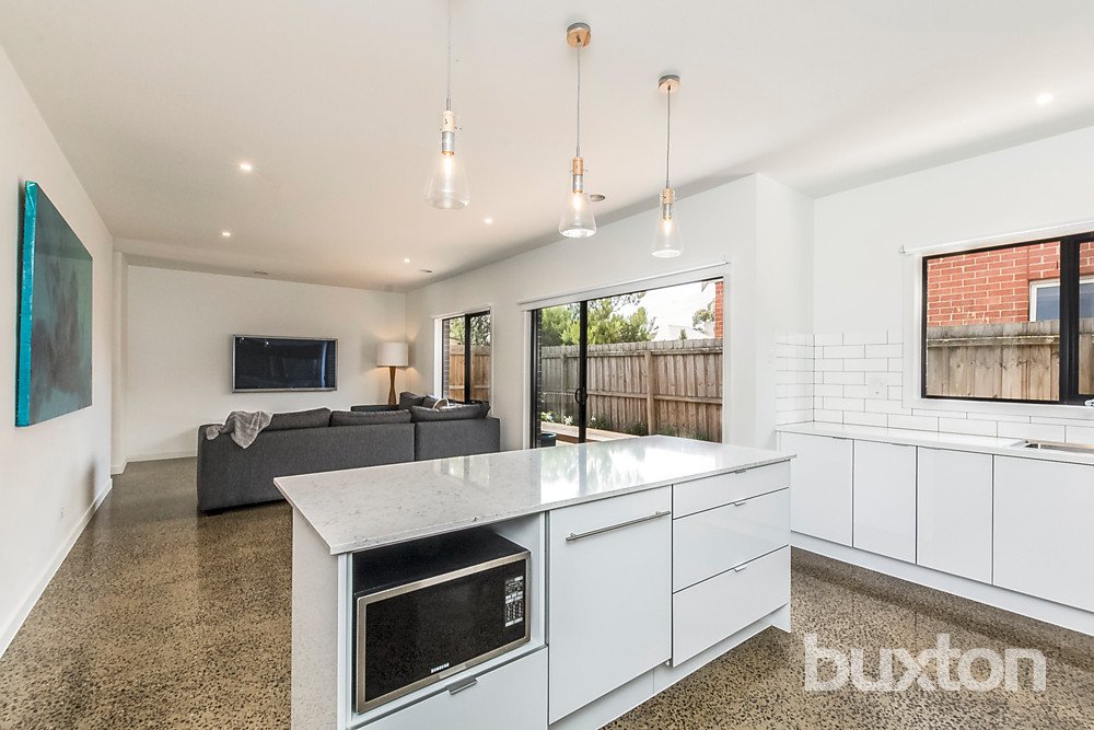 Gallery: 2/60 West Fyans Street