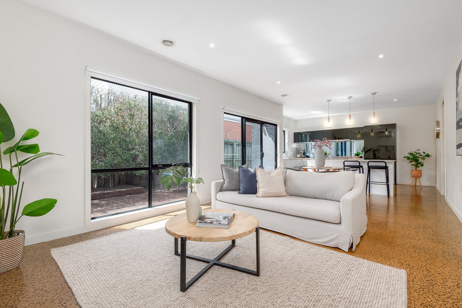 Gallery: 2/60 West Fyans Street