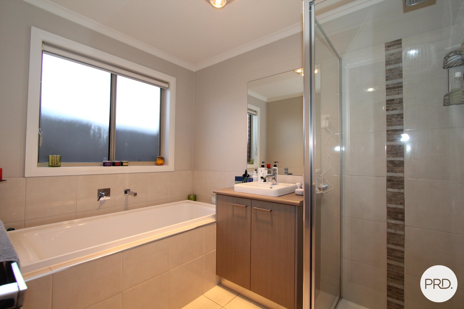 2/604 Havelock Street BLACK HILL 8