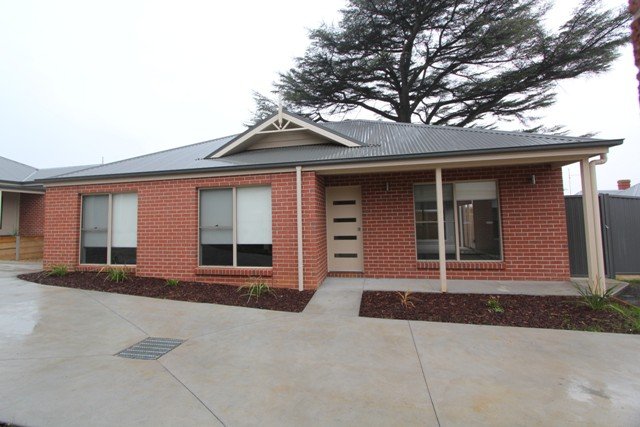 2/604 Havelock Street BLACK HILL 1