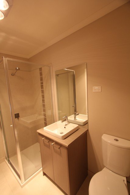 2/604 Havelock Street BLACK HILL 9