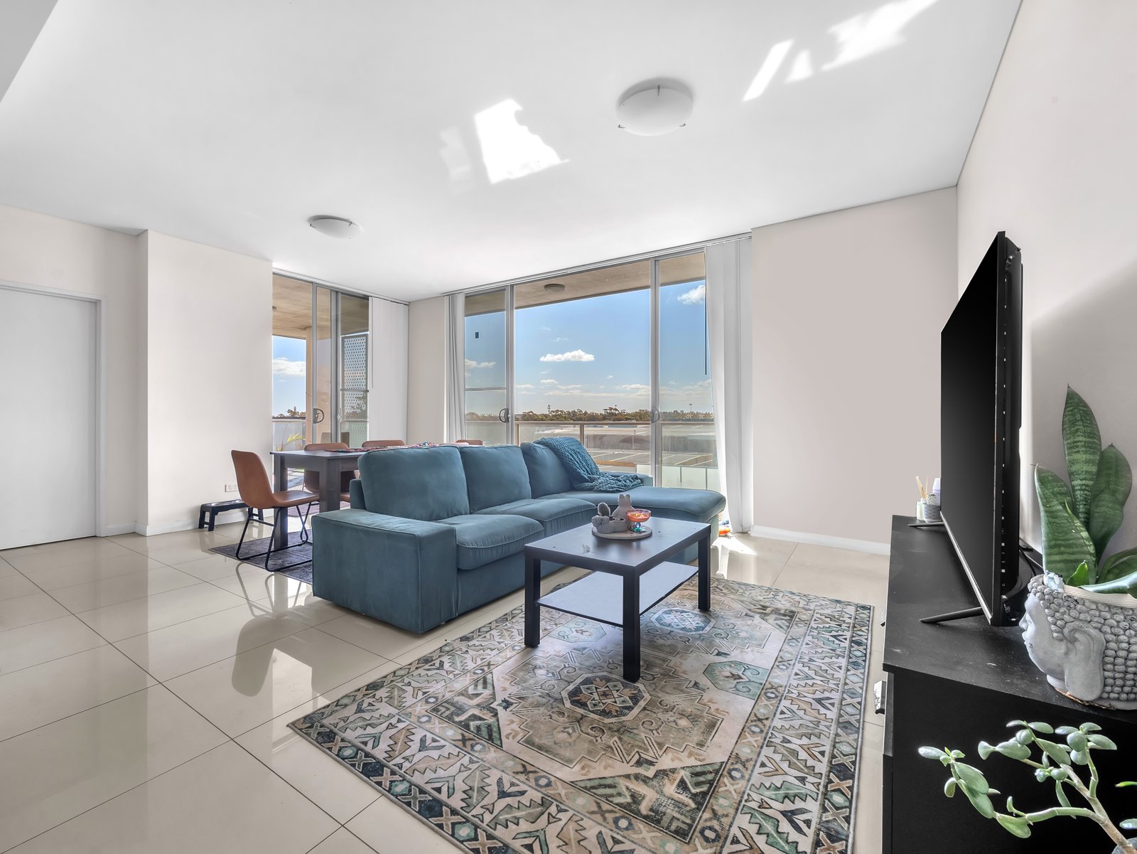 2604/39 Rhodes Street HILLSDALE 2