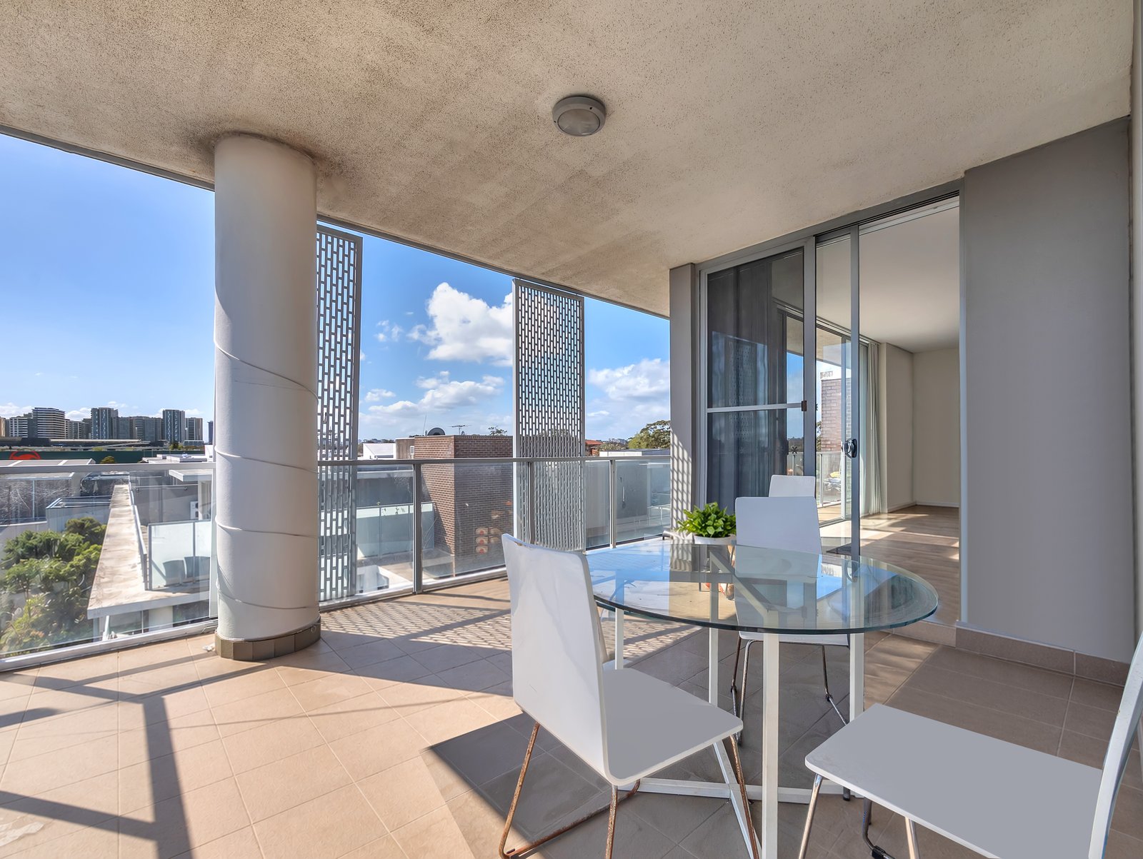 2604/39 Rhodes Street HILLSDALE 4