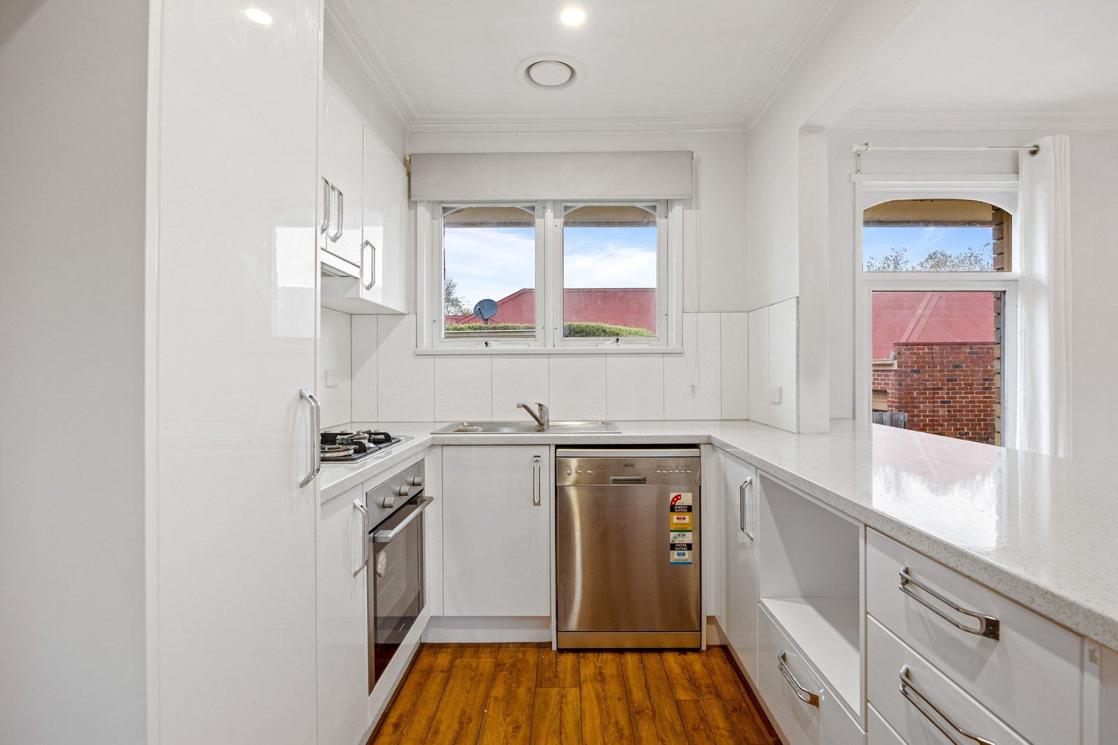 Gallery: 2/606 Lydiard St North