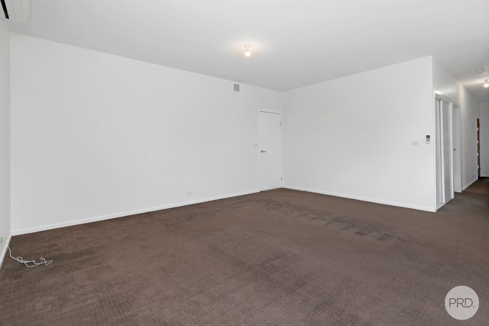 2/607 Grant Street GOLDEN POINT 2
