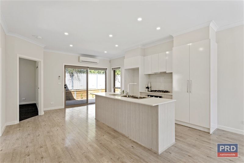 2/60a Smith Street NORTH BENDIGO 3