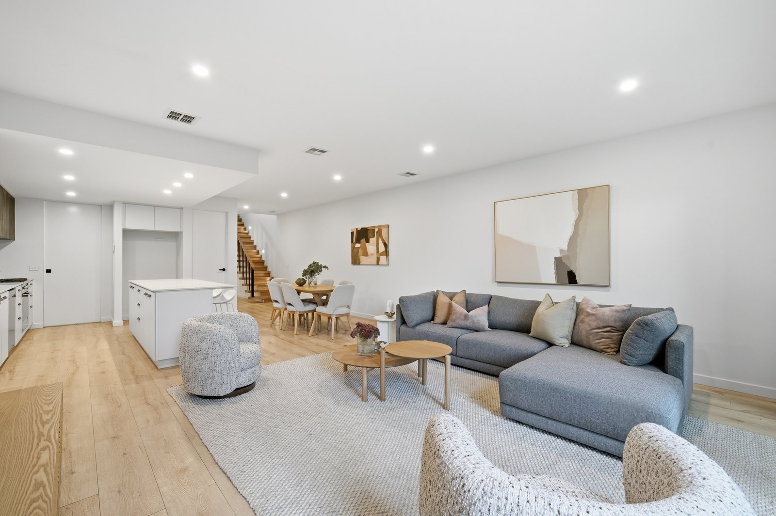 Gallery: 260A South Road