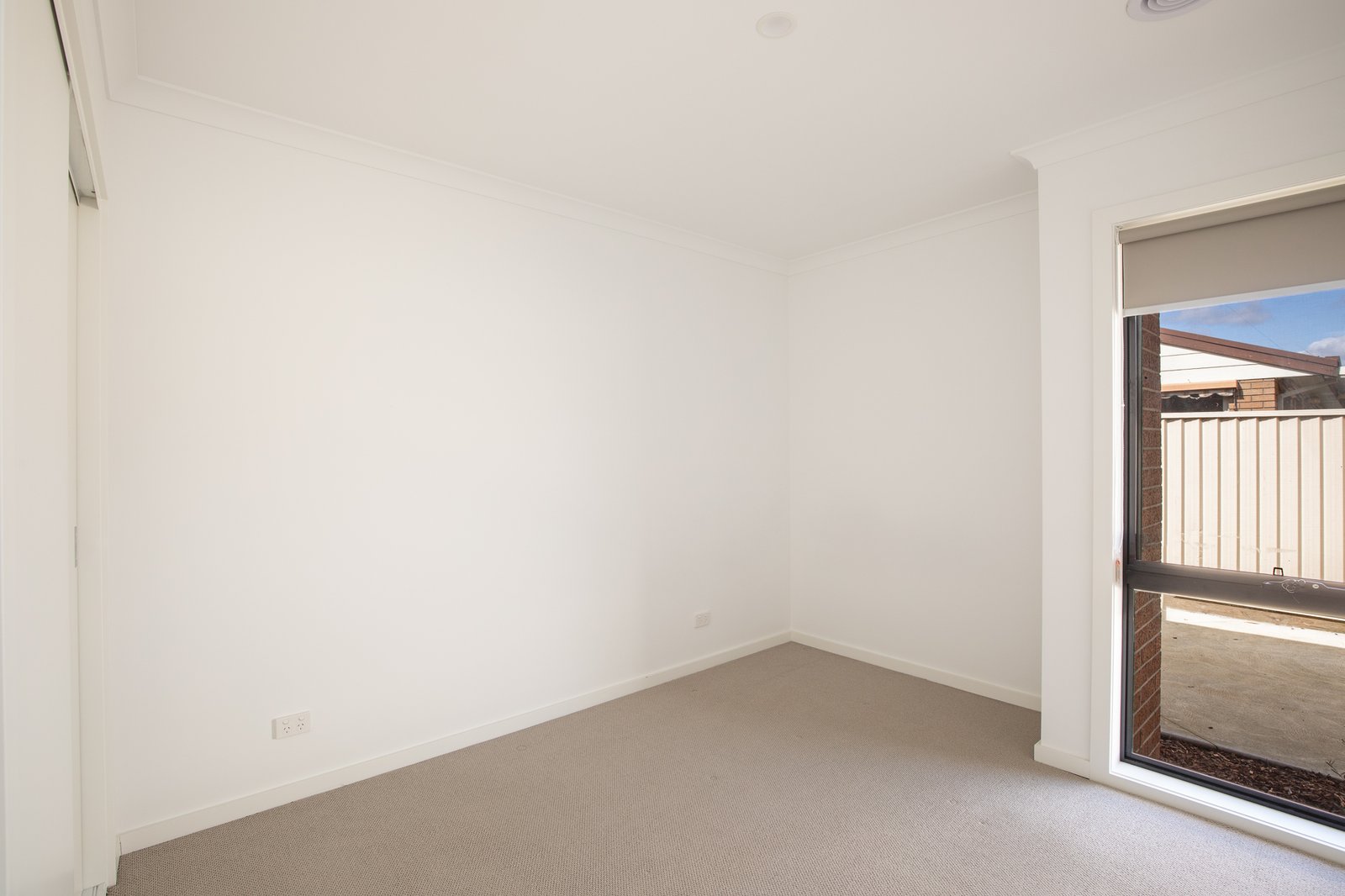 Gallery: 2/61 Beverin Street