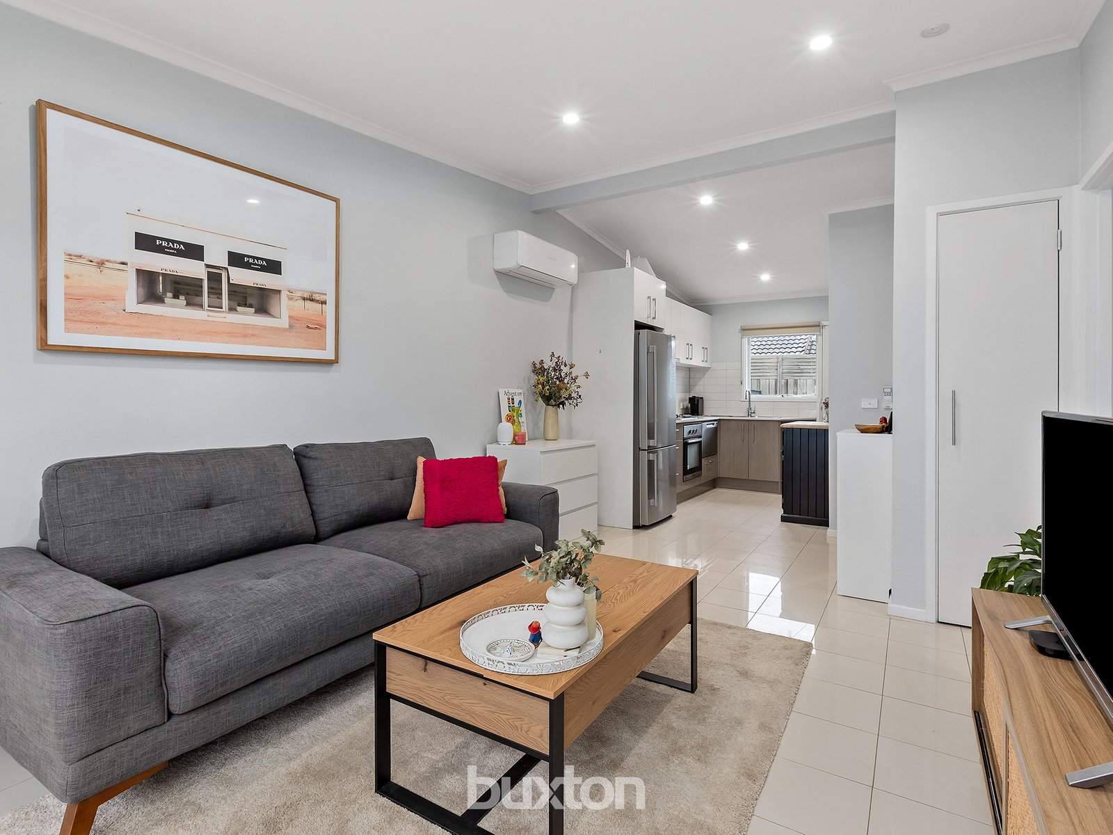 Gallery: 2/61 Catherine Avenue