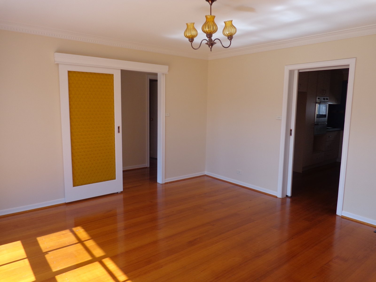 Gallery: 2/61 Chesterville Road