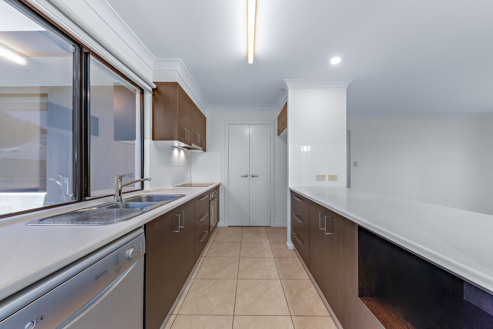 2/61 Endeavour Circuit CANNONVALE 2