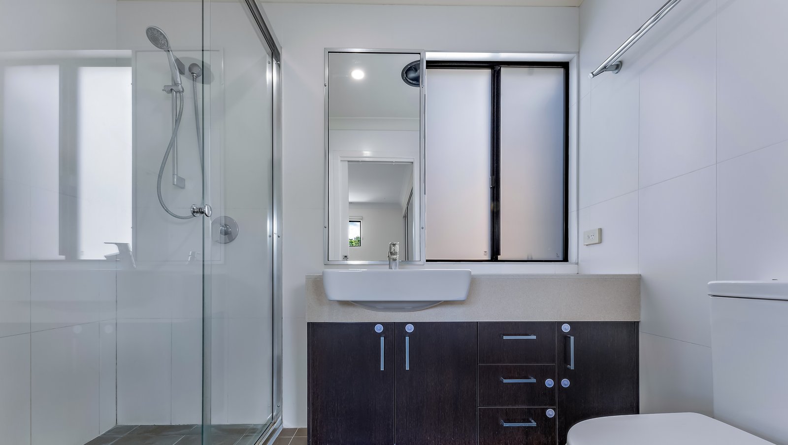 2/61 Endeavour Circuit CANNONVALE 5