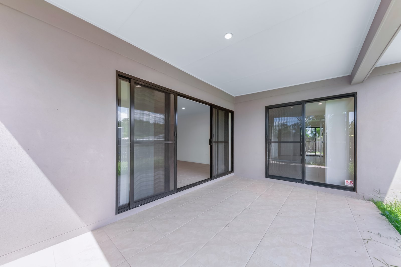 2/61 Endeavour Circuit CANNONVALE 9