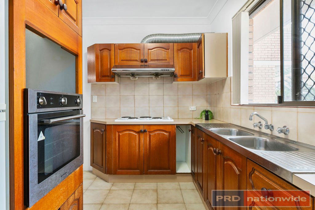2/61 Gray Street KOGARAH 2