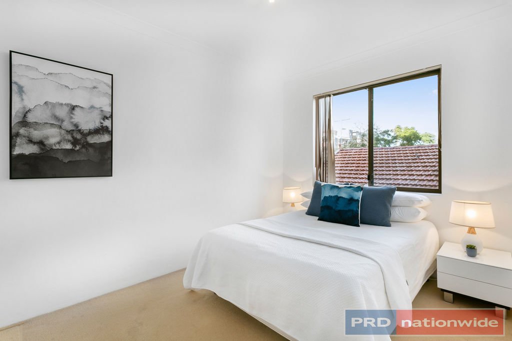 2/61 Gray Street KOGARAH 7