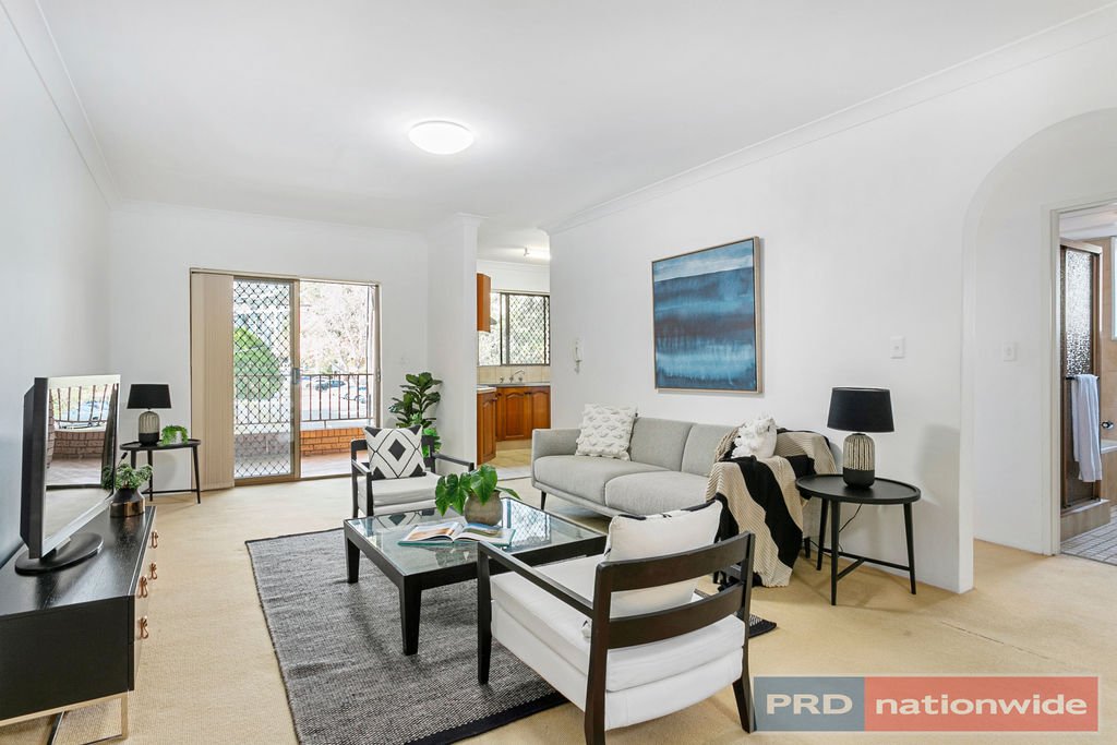 2/61 Gray Street KOGARAH 8