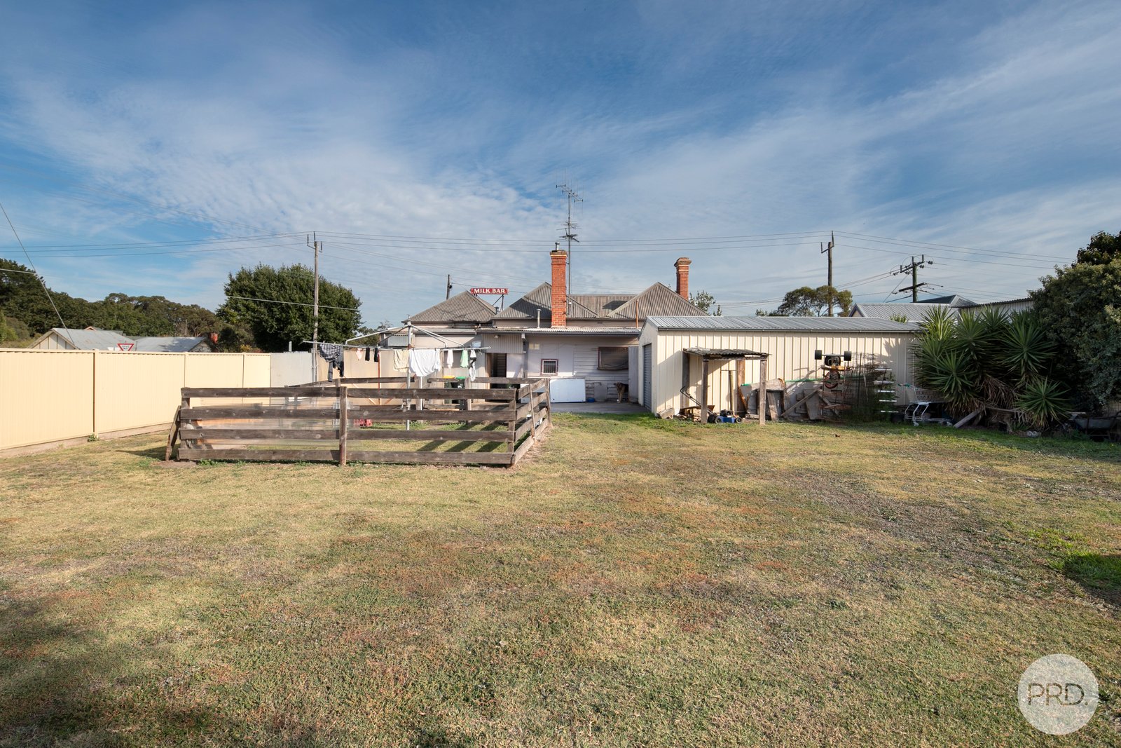 261 Joseph Street CANADIAN 10