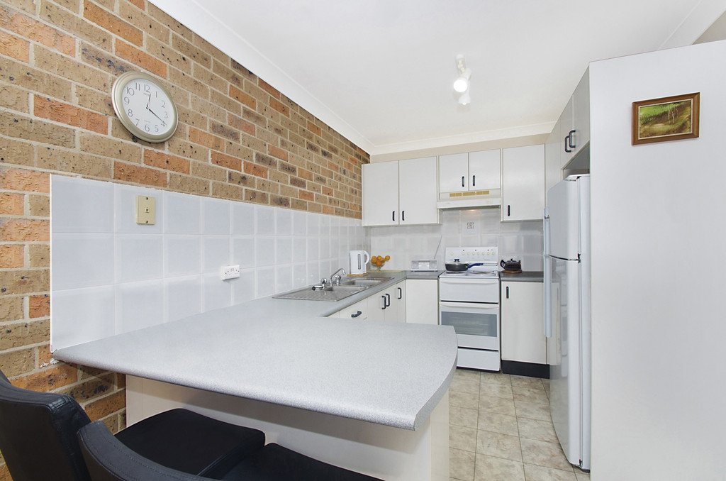 2/61 Norman Street LAURIETON 3