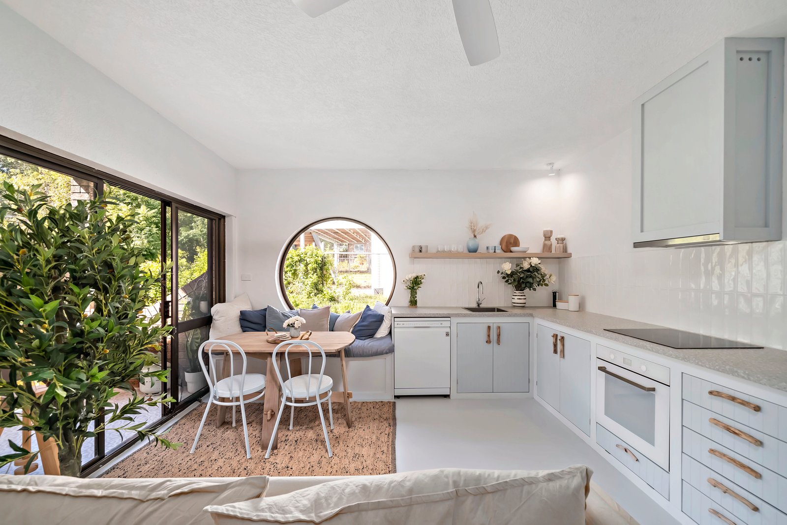 2/61 Ronald Avenue SHOAL BAY 8