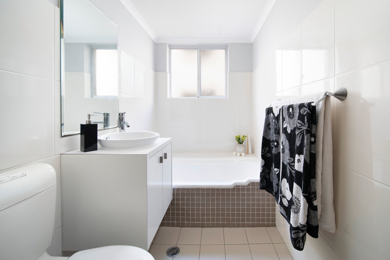 2/61 Wentworth Street RANDWICK 4