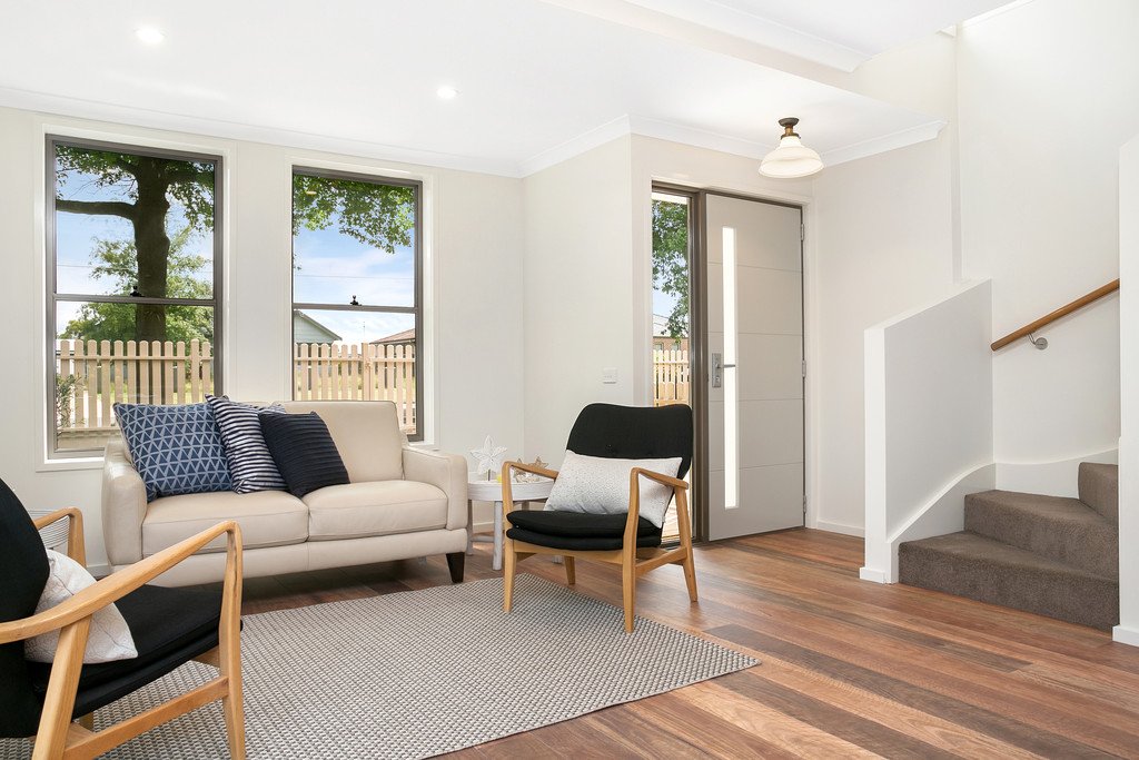 2/610 Wilson Street CANADIAN 2