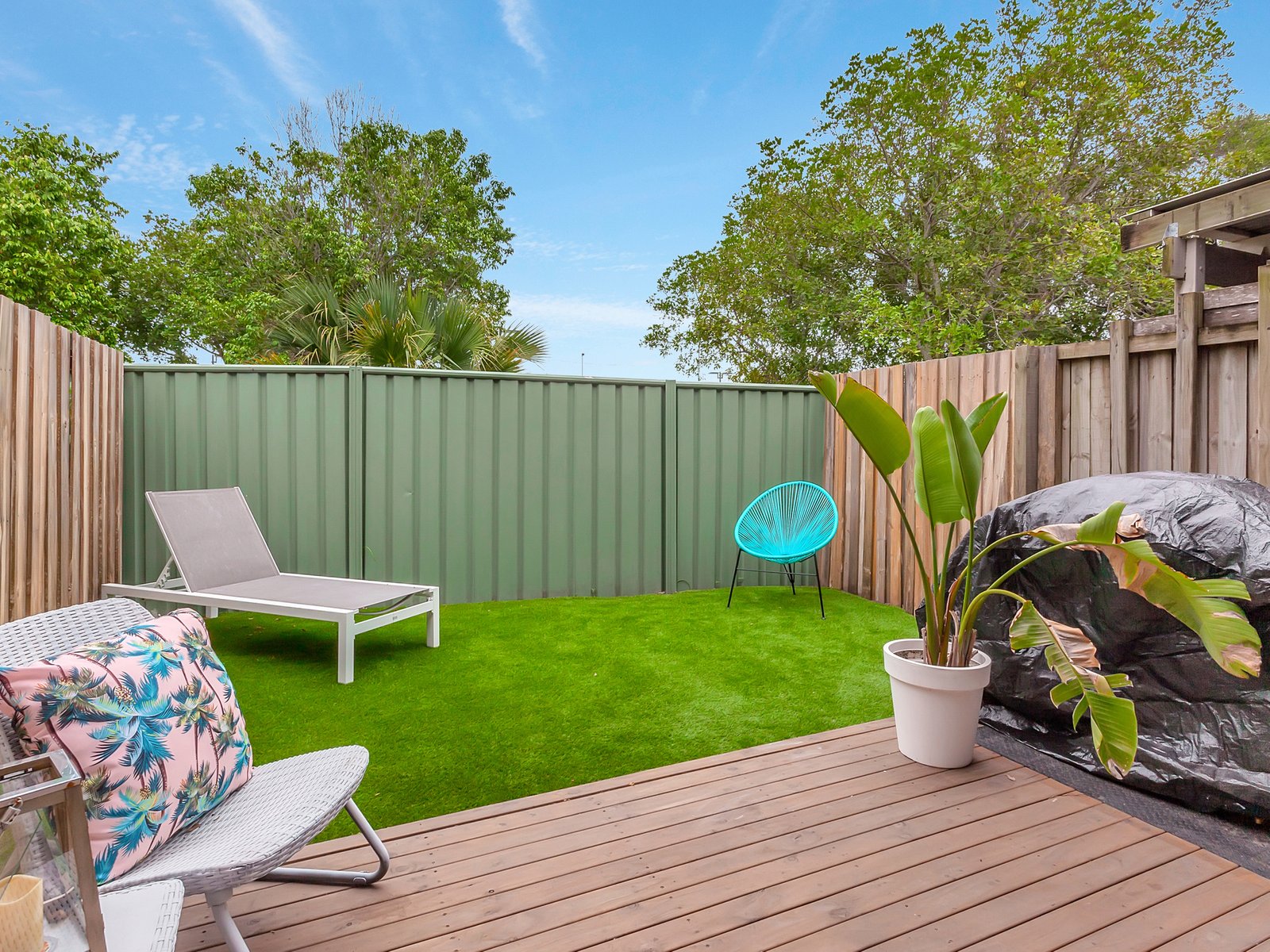 26/105 Christine Avenue BURLEIGH WATERS 13