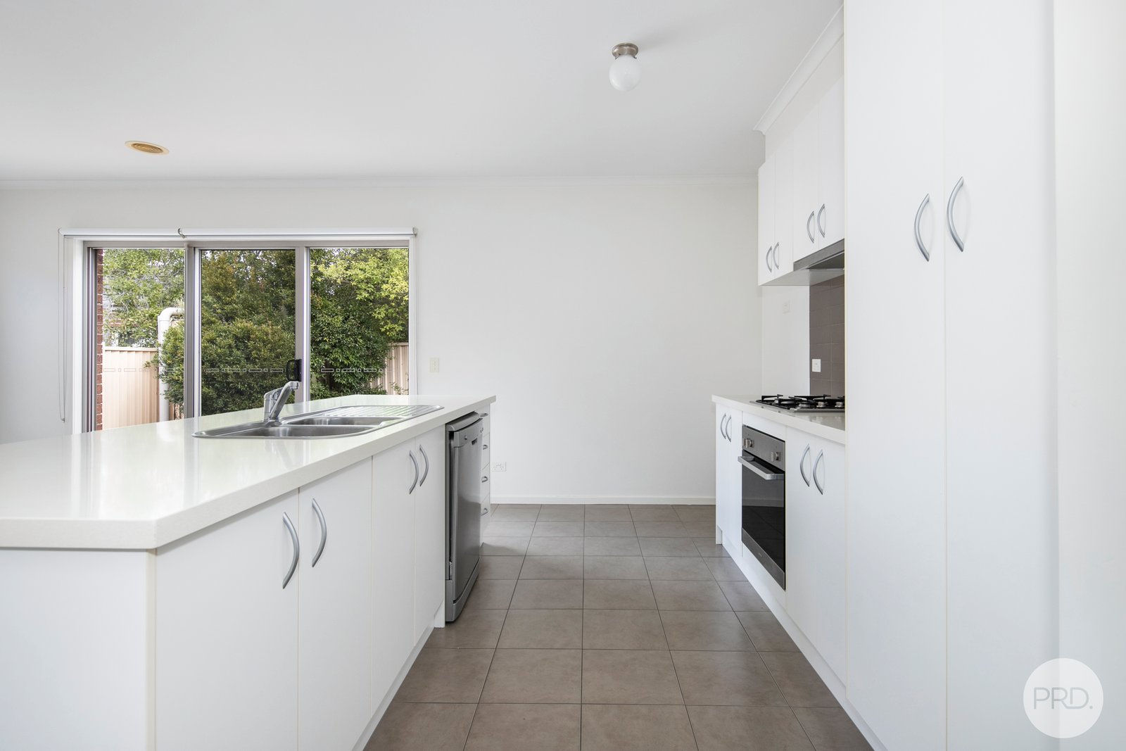 2/610A Talbot Street South REDAN 3