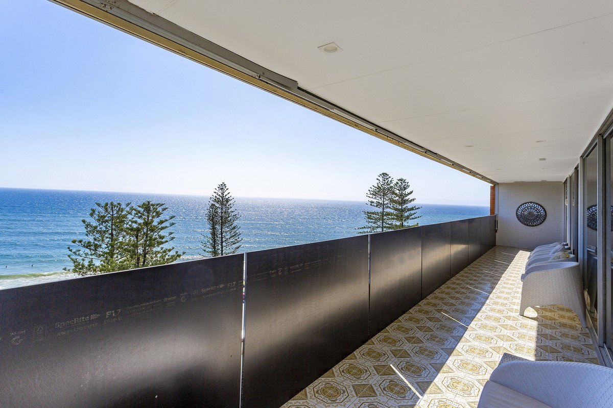 26/12 Goodwin Terrace Burleigh Heads 12