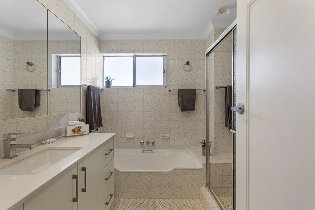 26/12 Goodwin Terrace Burleigh Heads 15